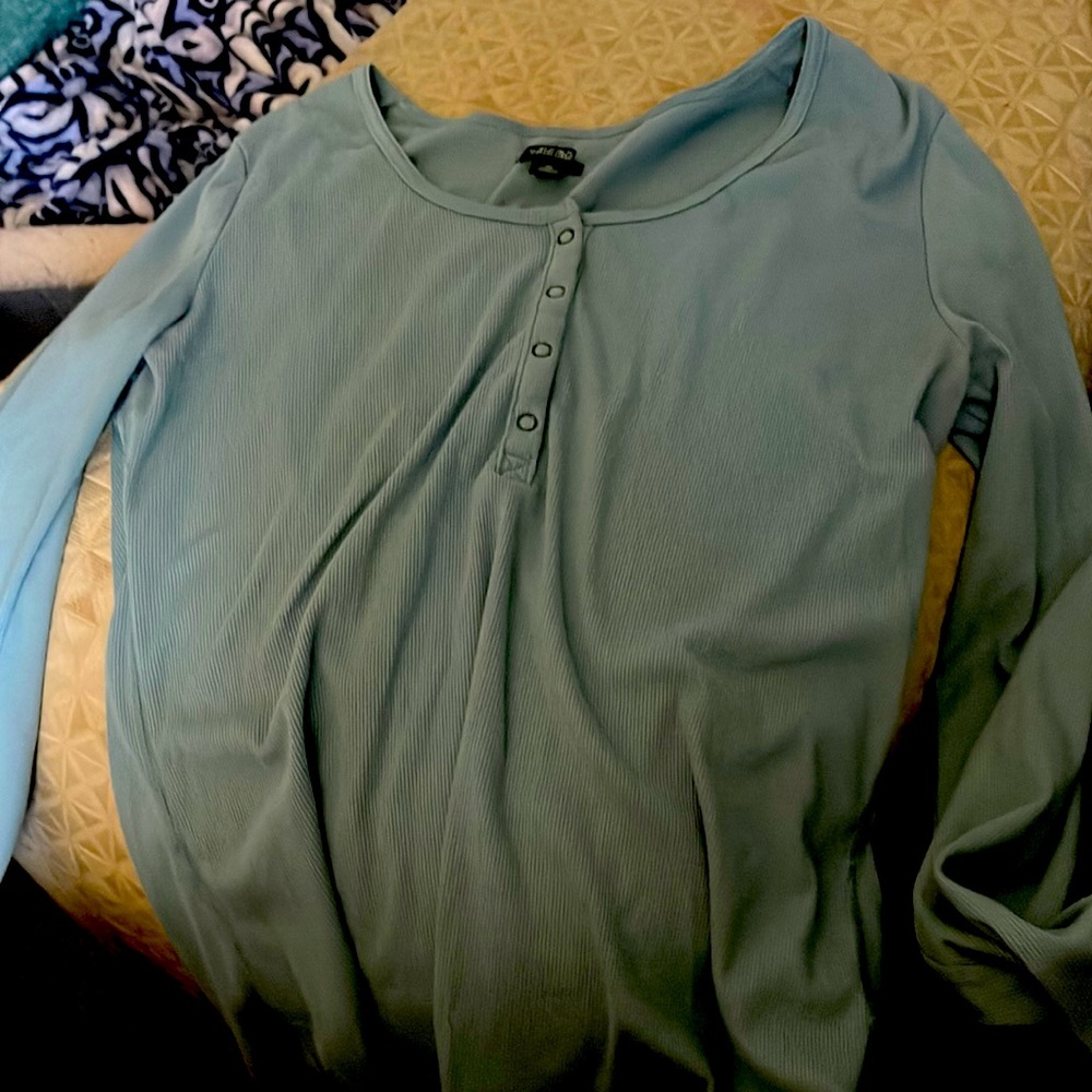 Casual blue blouse